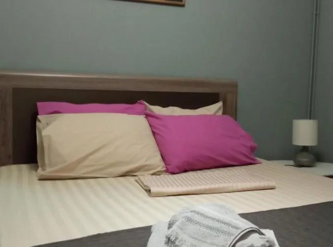 Apartment Near Kamara